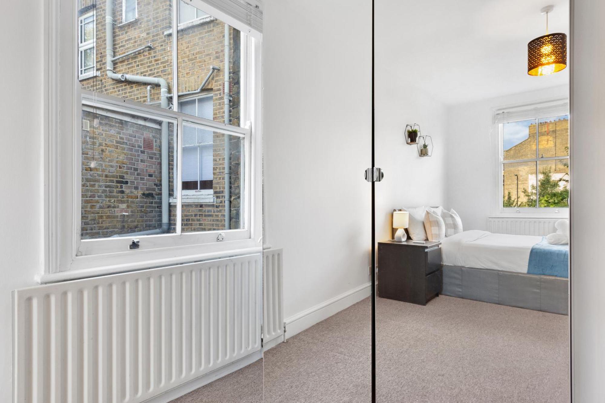 Appartement Luxury 4 Bedroom Flat With Stunning Shard View From Terrace In London! Next To Station, Sleeps 9